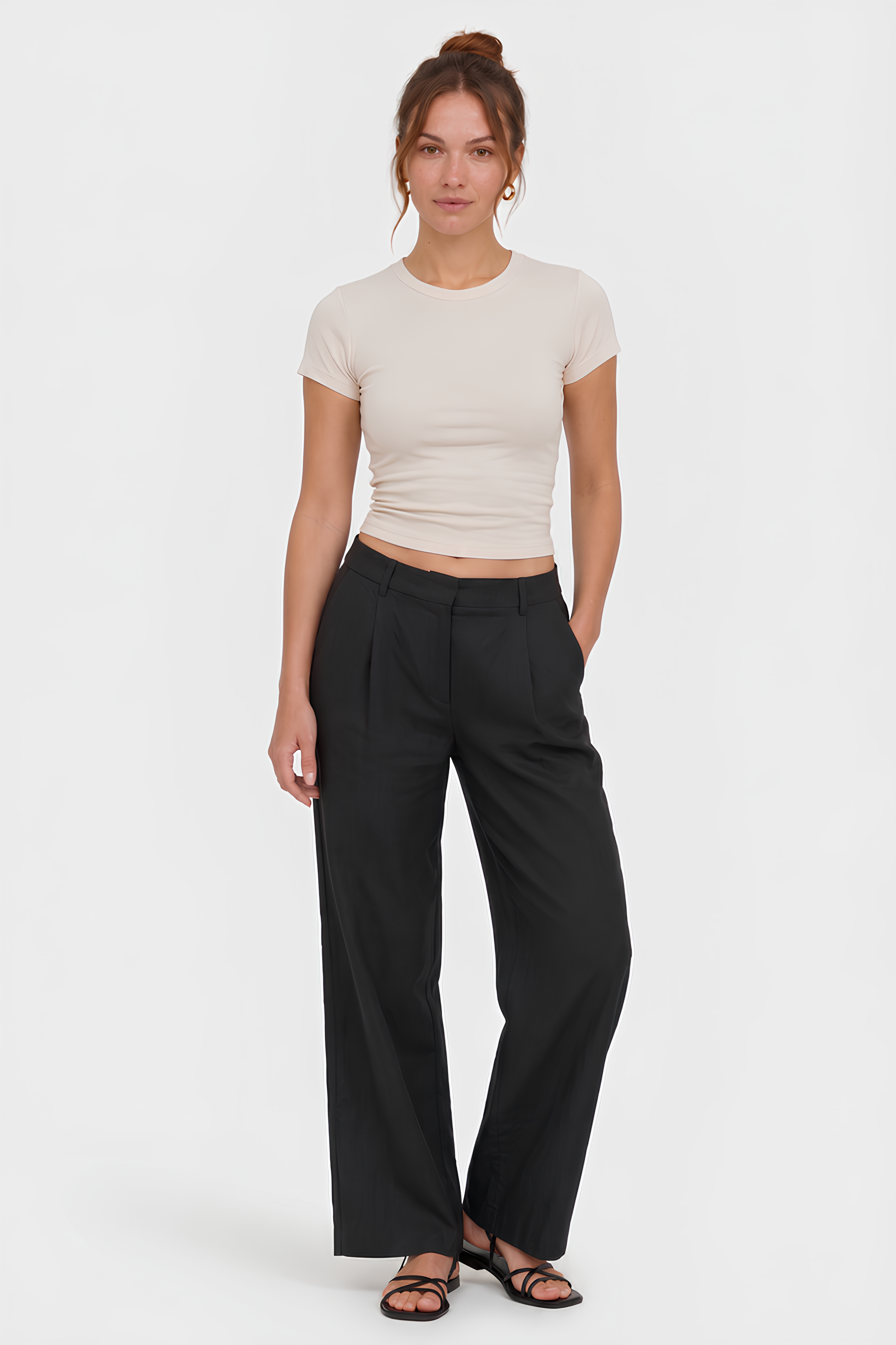 Ekru Slim Fit Esnek Kumaşlı Kısa Kollu Tişört